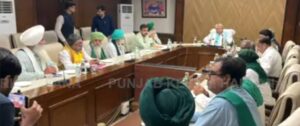 गुरुग्राम में केंद्रीय मंत्री मनोहर लाल खट्टर संग किसानों की 4 घंटे मैराथन बैठक: 10 मांगों पर सहमति के संकेत 3 IMG 20260905 074027